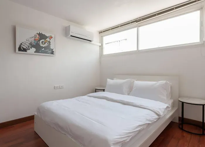 Casa vacanze 420 House- Up To 10 Guests In Bangkok. Bangkok