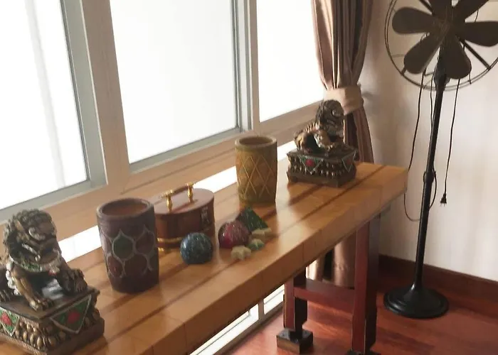 Casa vacanze 420 House- Up To 10 Guests In Bangkok. *
