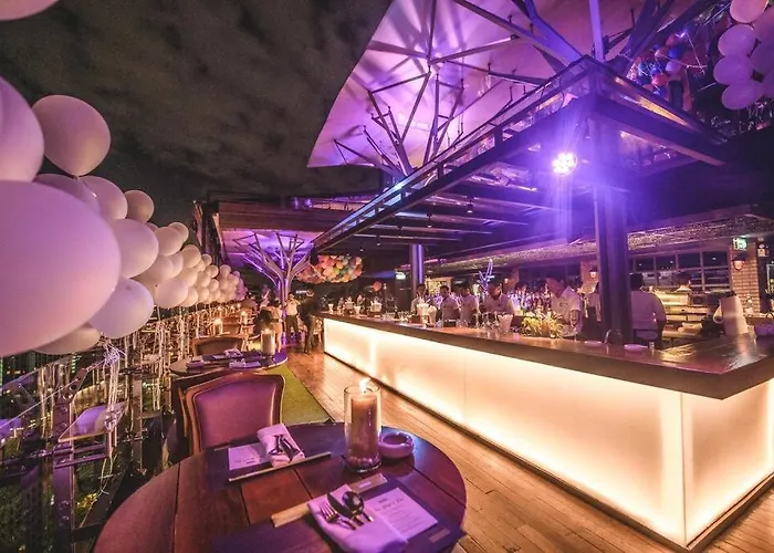 Casa vacanze 420 House- Up To 10 Guests In Bangkok. Bangkok