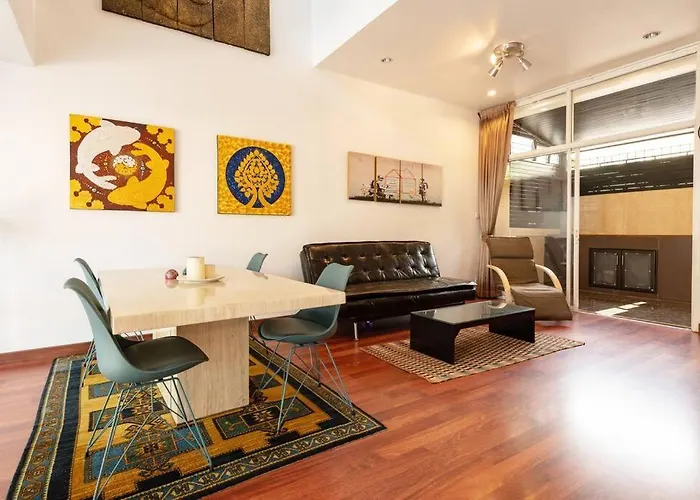420 House- Up To 10 Guests In Bangkok. Bangkok