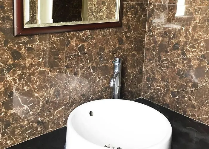 420 House- Up To 10 Guests In Bangkok. Casa vacanze Bangkok